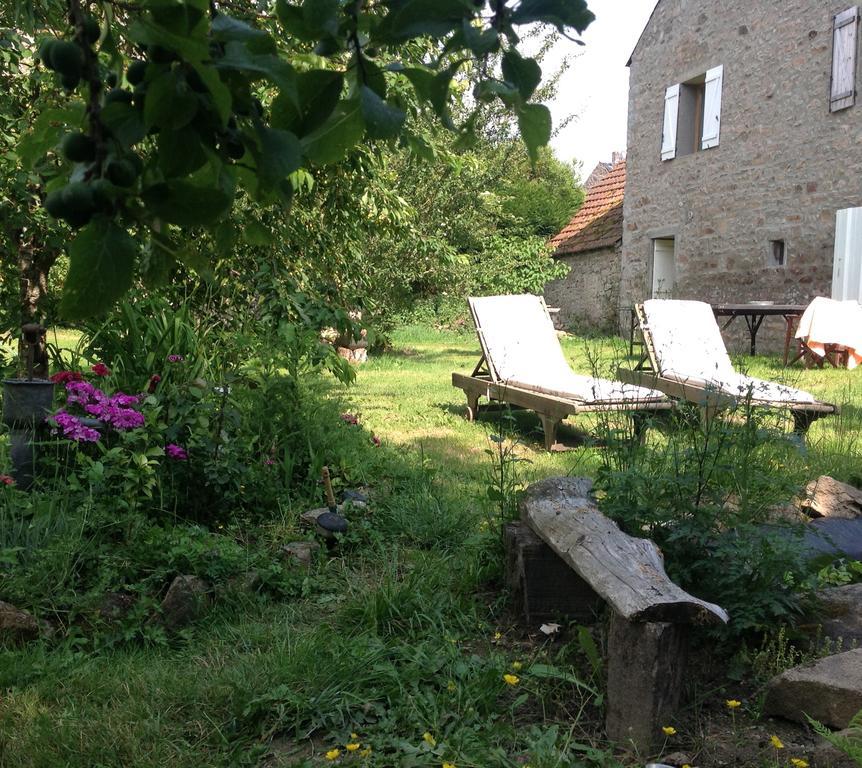 Bed and breakfast Le Pigeonnier De Quarré Extérieur photo